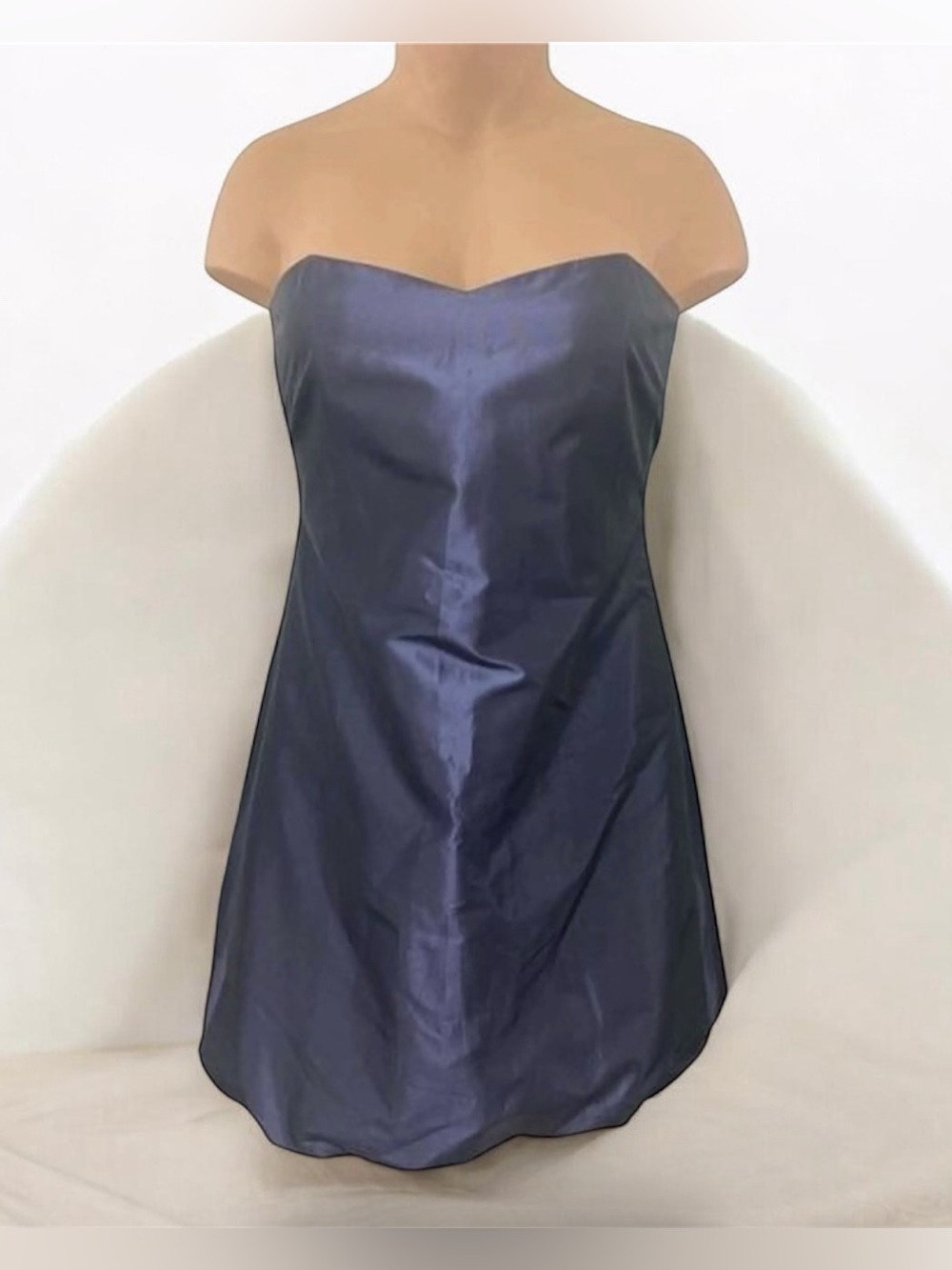 Laundry by Shelli Segal Iridescent Bubble Hem Corset Dress | Size 4